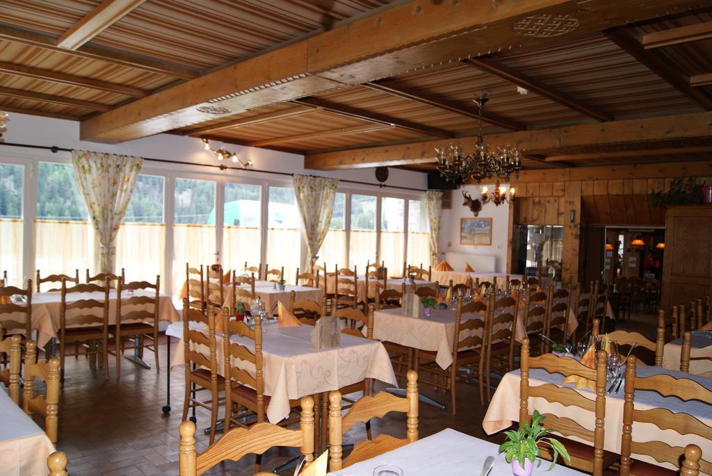 Restaurant Du Cret Bourg-Saint-Pierre